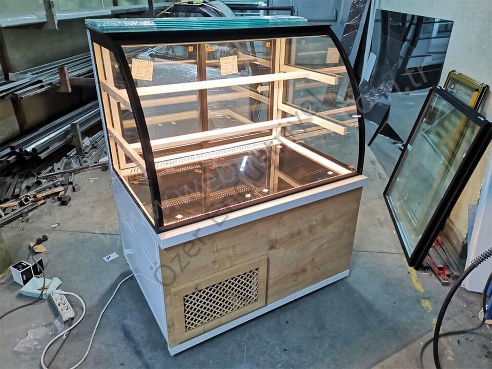 Bombe Camlı Pasta Dolabı