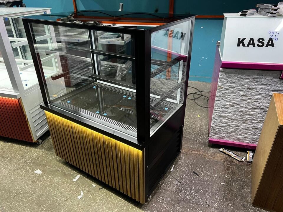 Soğutmalı Pasta Dolabı +4 Derece Camlı Teşhir Dolab