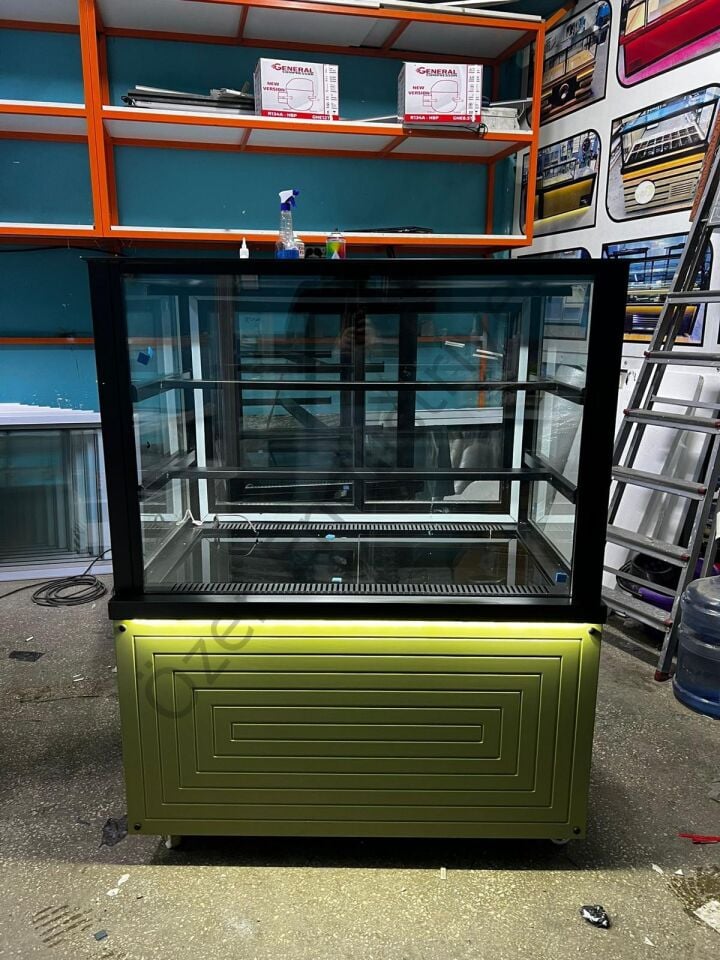 Ledli Pasta Dolabı 100x65x130 cm Siyah Gövde Yeşil Dekor