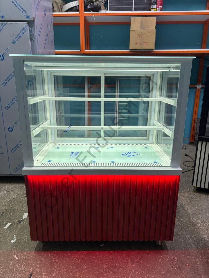 Çift Camlı Pasta Dolabı 100x65x130 cm | Beyaz Gövde Kırmızı LED Vitrin