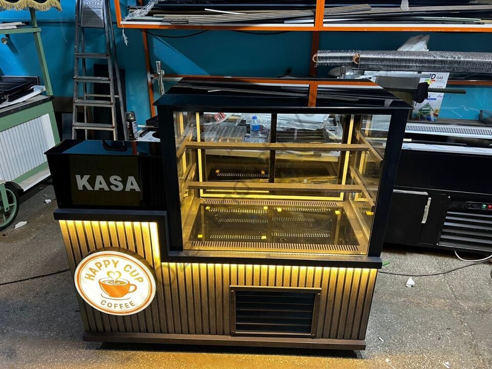 150 cm Kasa Bankolu Pasta Dolabı | +4°C Soğutmalı | LED Işıklı | Özel Tasarım Şık Teşhir Dolabı