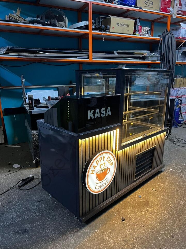 150 cm Kasa Bankolu Pasta Dolabı | +4°C Soğutmalı | LED Işıklı | Özel Tasarım Şık Teşhir Dolabı