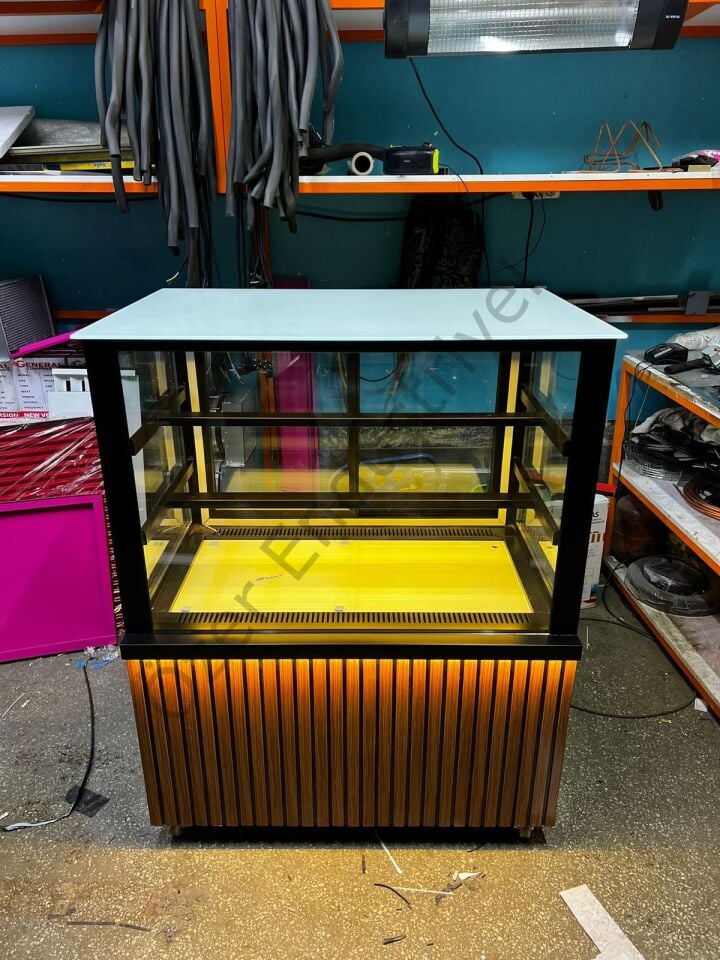 100 cm Modern Pasta Dolabı – LED Işıklı Soğutmalı Teşhir Dolabı