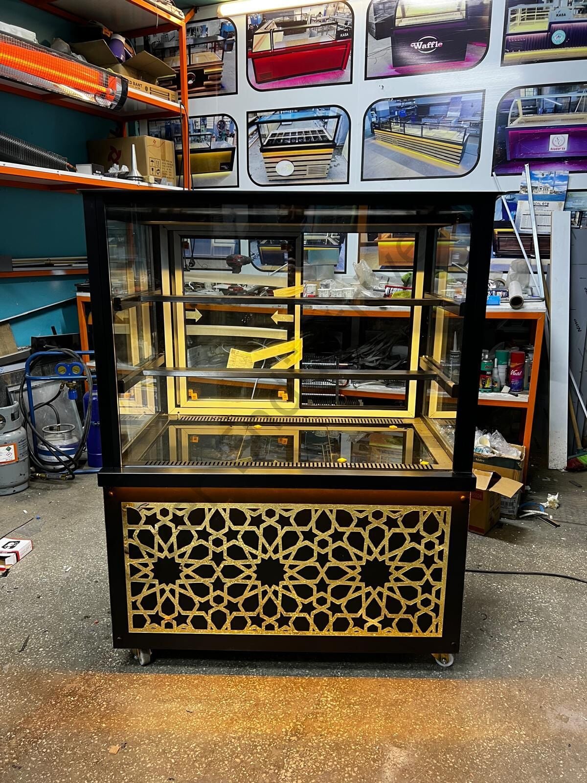 Gold Desenli Pasta Dolabı 100cm +4°C Soğutmalı Teşhir Dolabı