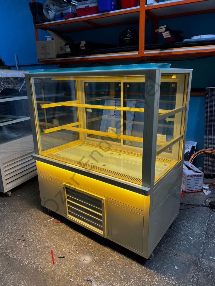 Krem Renk Pasta Dolabı 100x70x130 cm | Soğutmalı Vitrin Dolabı