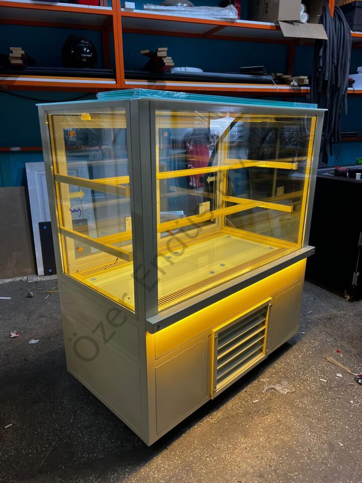 Krem Renk Pasta Dolabı 100x70x130 cm | Soğutmalı Vitrin Dolabı