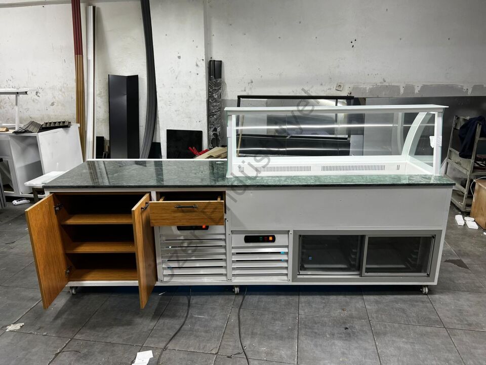 200 Cm Pasta ve Soğuk Baklava Dolabı Çalışma Bankolu – Endüstriyel Soğutmalı Teşhir ve Hazırlık Ünitesi