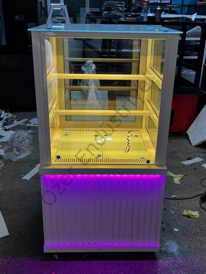 70x70x130 Cm Pasta Tatlı Teşhir Dolabı – Beyaz LED’li Soğutmalı Dolap