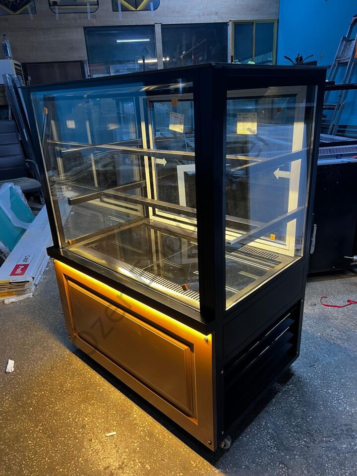 Modern Tasarım 100 cm Pasta Teşhir Dolabı | LED Aydınlatmalı +4°C Profesyonel Vitrin