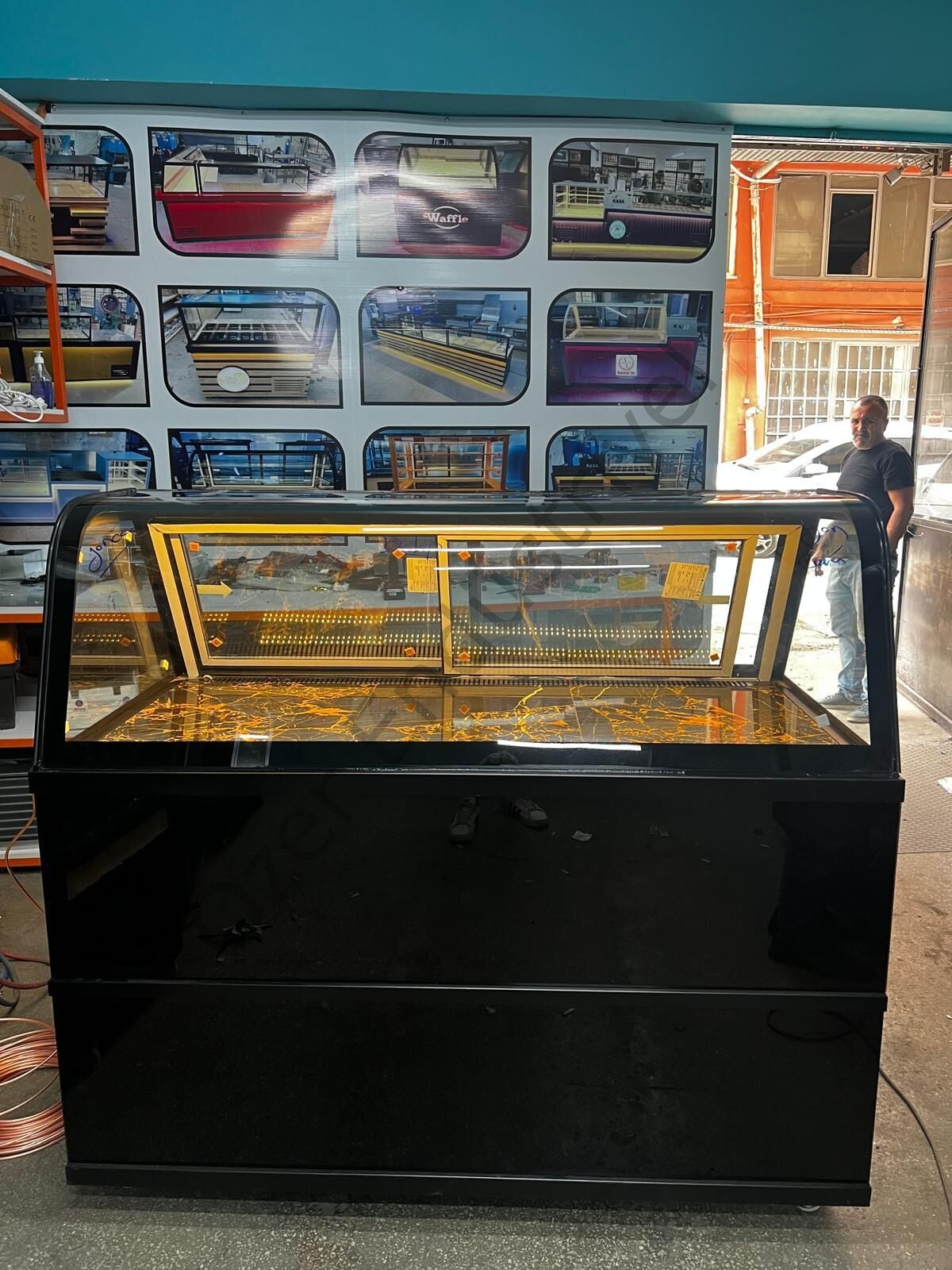 120 cm Oval Camlı Pasta Dolabı | Dragon Mermer Teşhir Dolabı