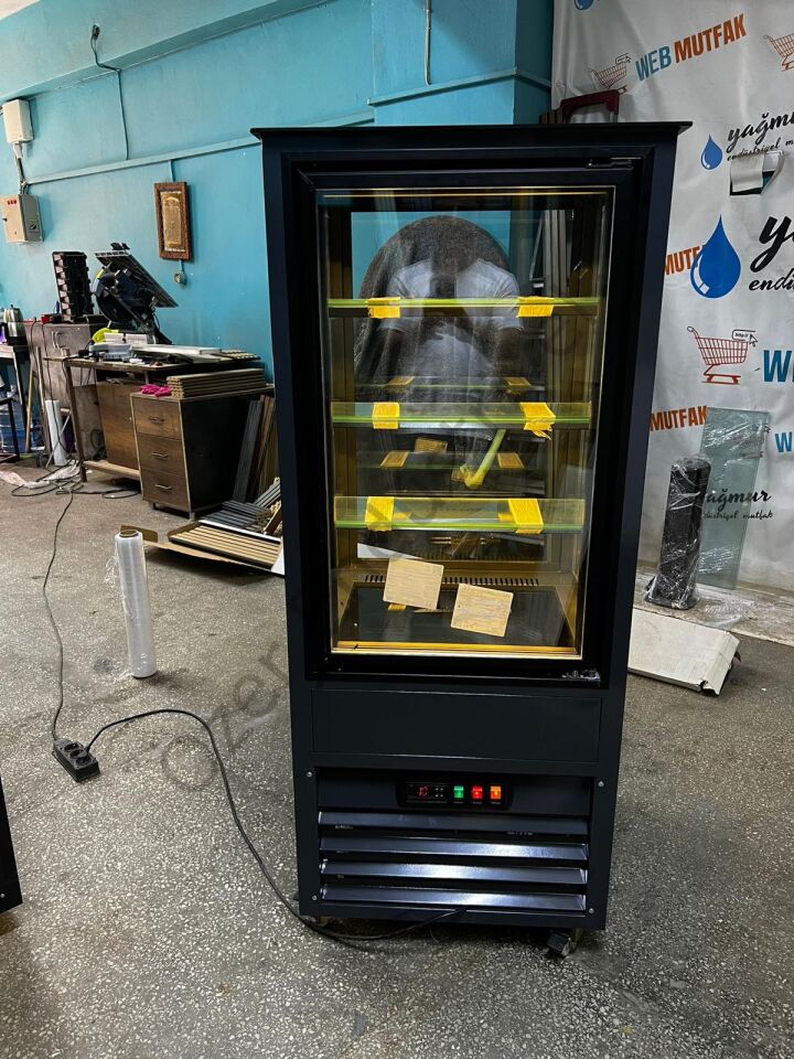 Premium Dikey Pasta Dolabı 70x70x150 Cm | Soğutmalı Pasta Dolabı Cafe Teşhir