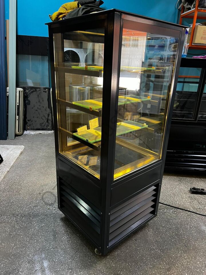 Premium Dikey Pasta Dolabı 70x70x150 Cm | Soğutmalı Pasta Dolabı Cafe Teşhir