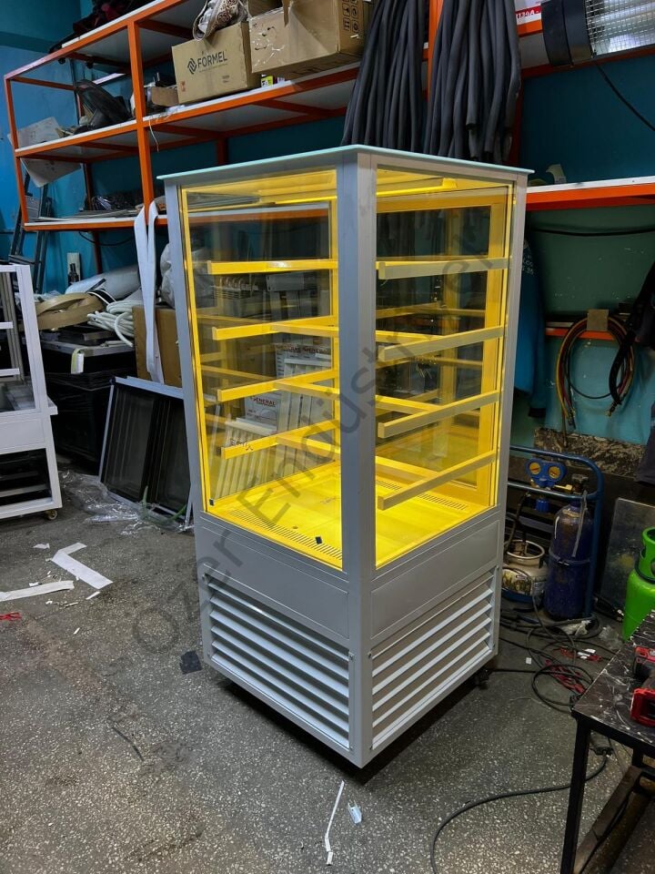 Kompakt Dikey Pasta Dolabı +4°C Soğutmalı