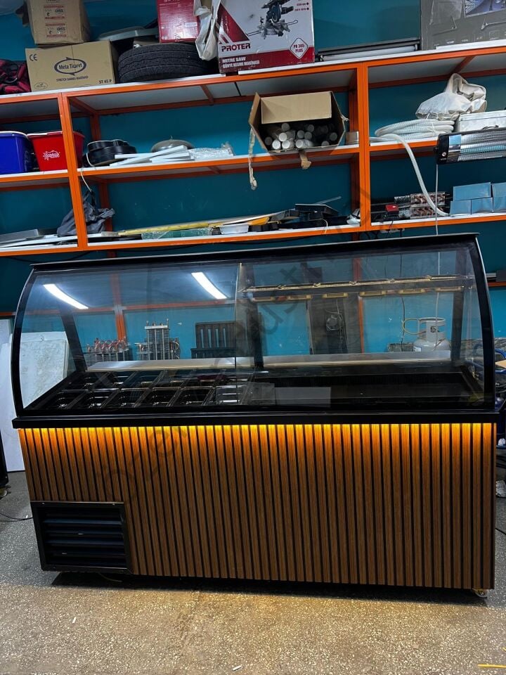 2’si 1 Arada Kumpir & Waffle Dolabı | Depolu Bombe Camlı