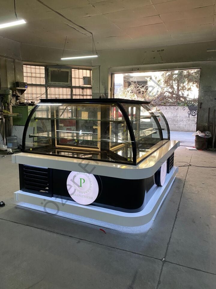 Köşe Tipi Pastane Vitrini | Bombe Camlı Soğutmalı Pasta & İçecek Dolabı