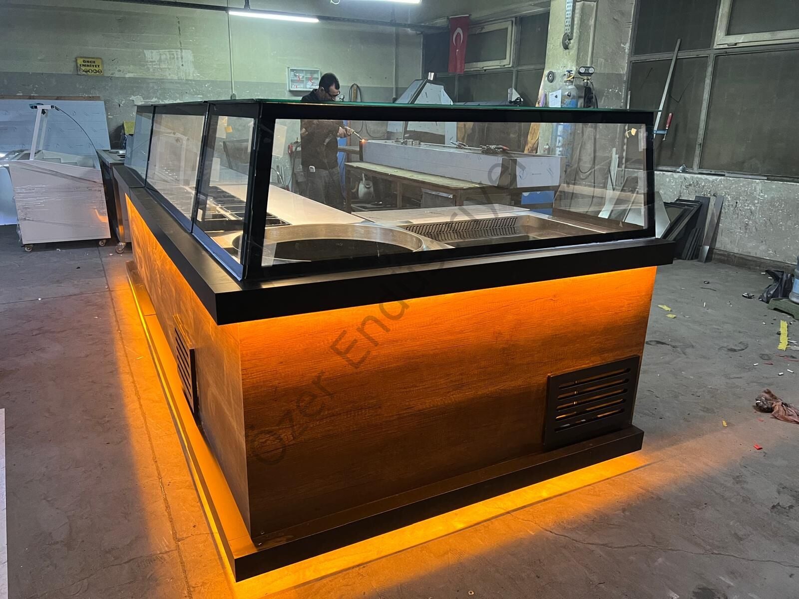 600 cm Full Çiğköfte Dolabı ve Tezgah Seti