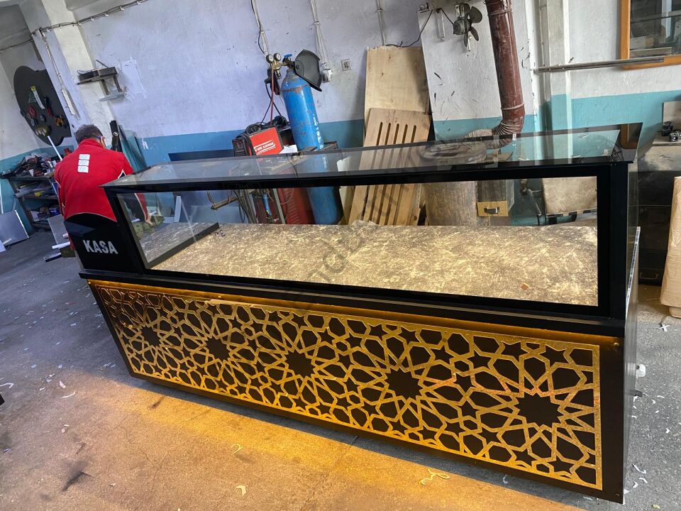 300 cm Baklava Tezgahı | Lüks Selçuklu Motifli Teşhir Dolabı + Kasa