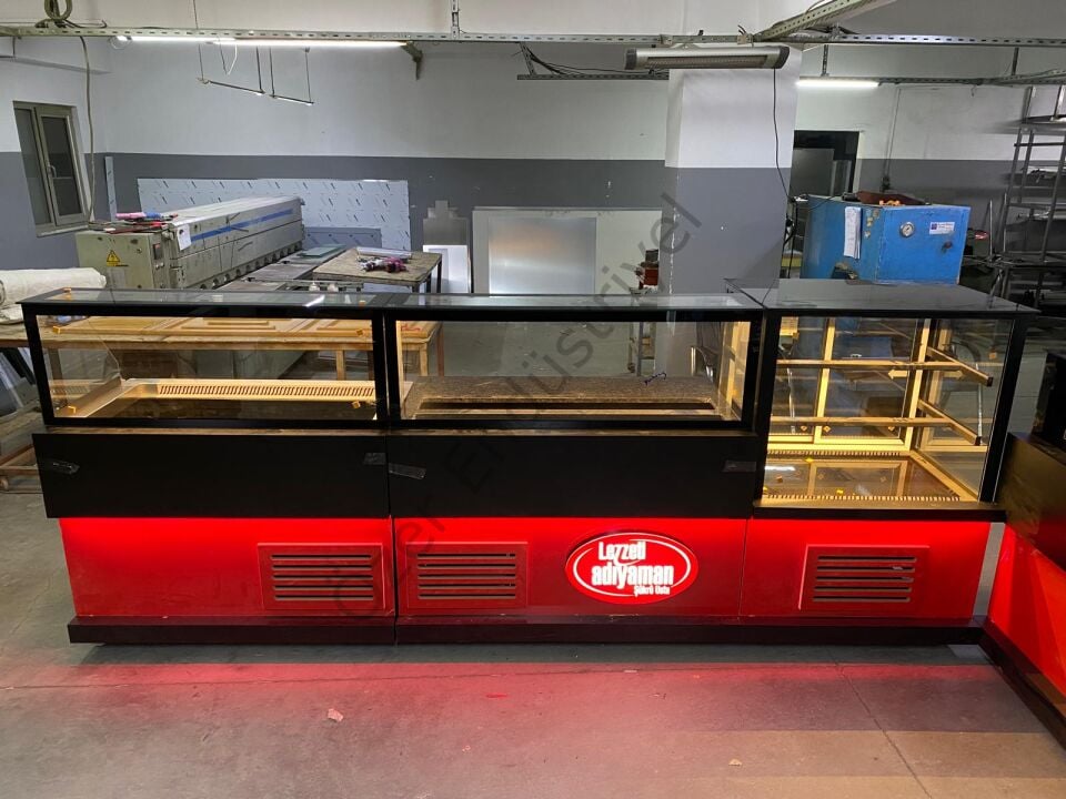 Çiğköfte Tezgahı Seti | Soğutmalı Salatbar + Tatlı Dolabı + Kasa Bankosu