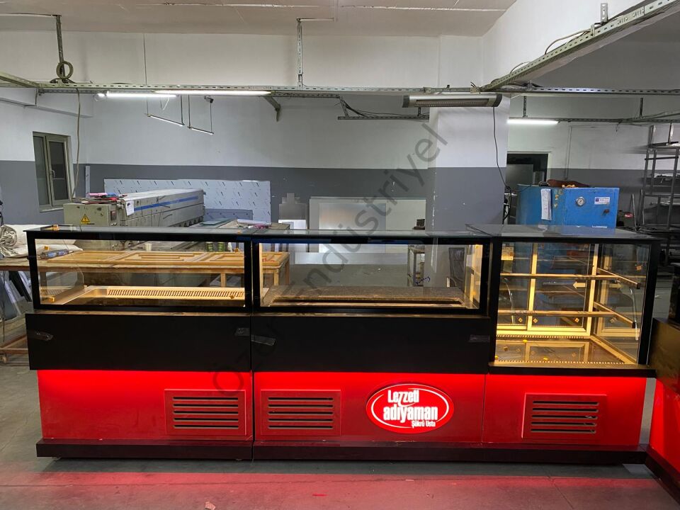 Çiğköfte Tezgahı Seti | Soğutmalı Salatbar + Tatlı Dolabı + Kasa Bankosu