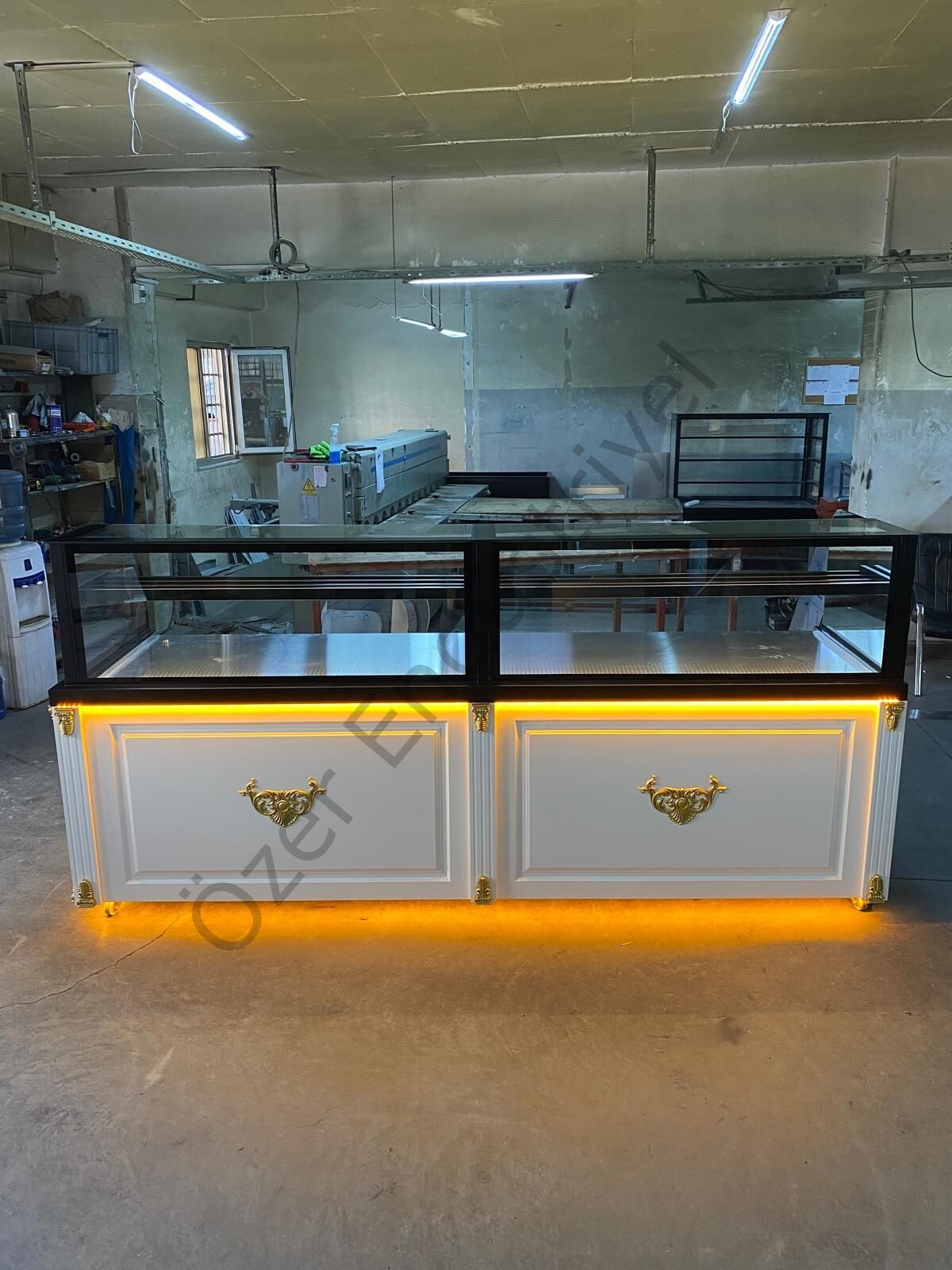 Beyaz Lake Börek Tezgahı | Sulu Sistem Isıtmalı Böreklik 300 cm