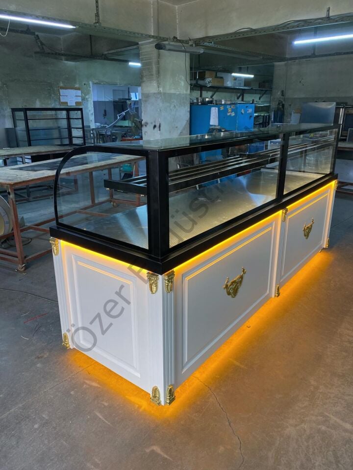 Beyaz Lake Börek Tezgahı | Sulu Sistem Isıtmalı Böreklik 300 cm