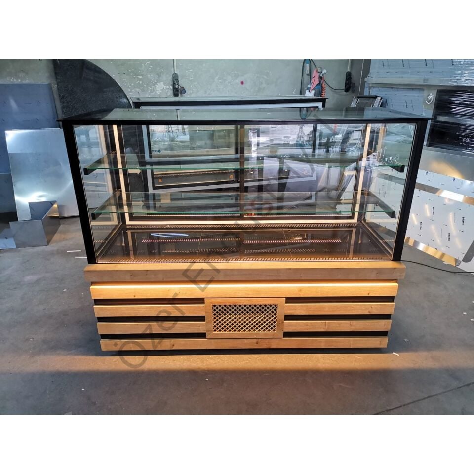 200 cm Soğutmalı Pasta & Tatlı Teşhir Dolabı