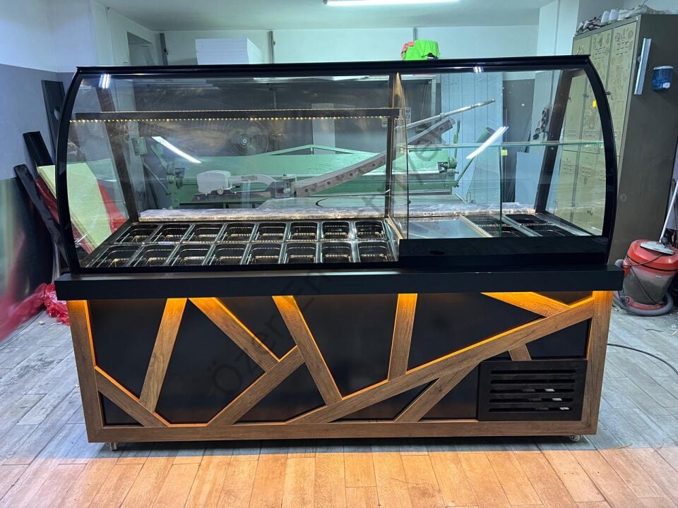 Waffle Dolabı | Soğutmalı & Çikolata Eritmeli, Ledli