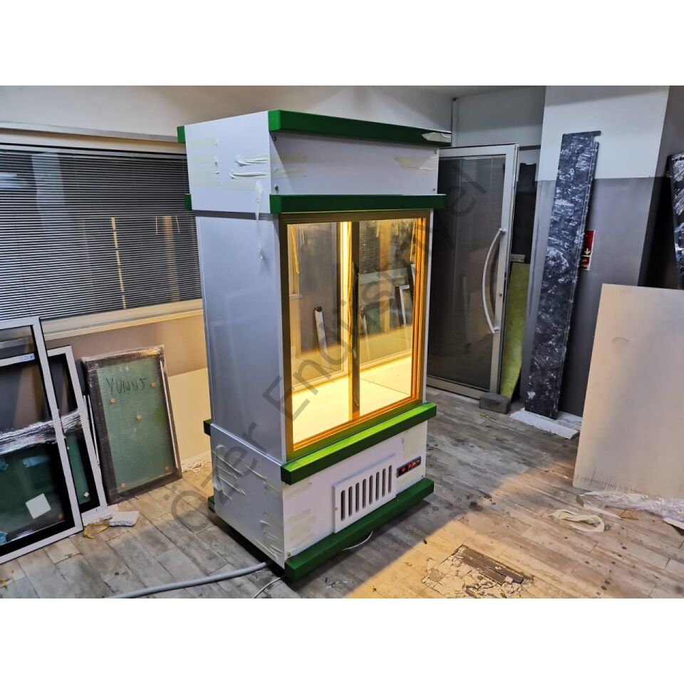 Cephe Tipi Pasta Tatlı Teşhir Dolabı Gold Detaylı Vitrin