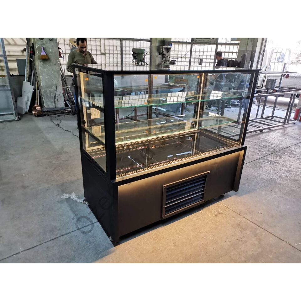 150 cm Kare Camlı Tatlı Vitrini +4°C Soğutmalı