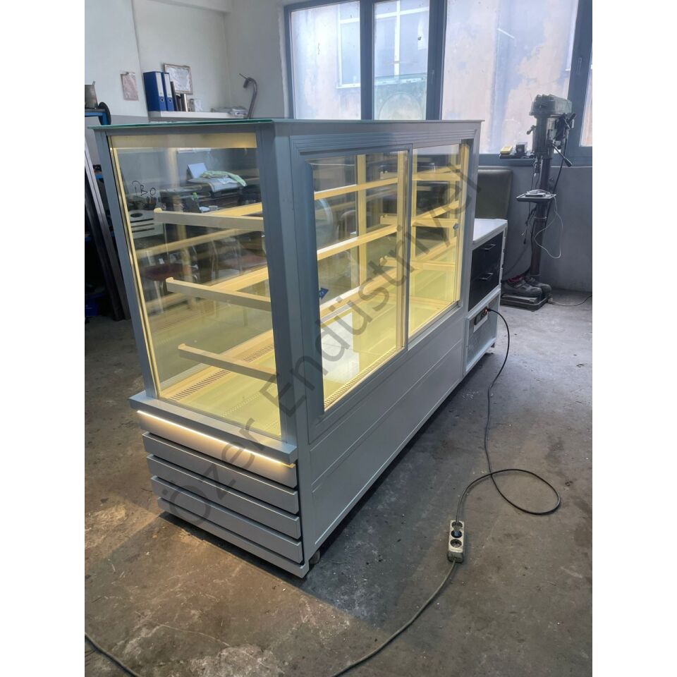 Soğutmalı Pasta Teşhir Dolabı 150 cm + 50 cm Kasa Bankosu