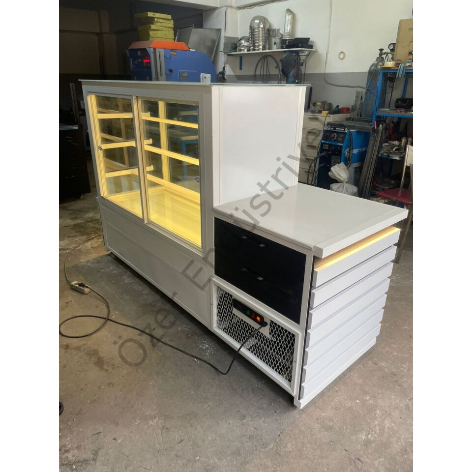 Soğutmalı Pasta Teşhir Dolabı 150 cm + 50 cm Kasa Bankosu