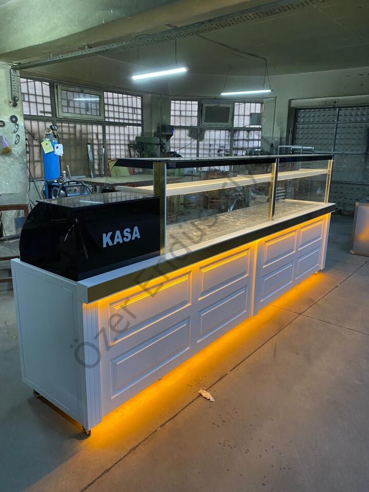 300 cm Isıtmalı Baklava Teşhir Tezgahı | Granit, Ledli, Bankolu Kasa
