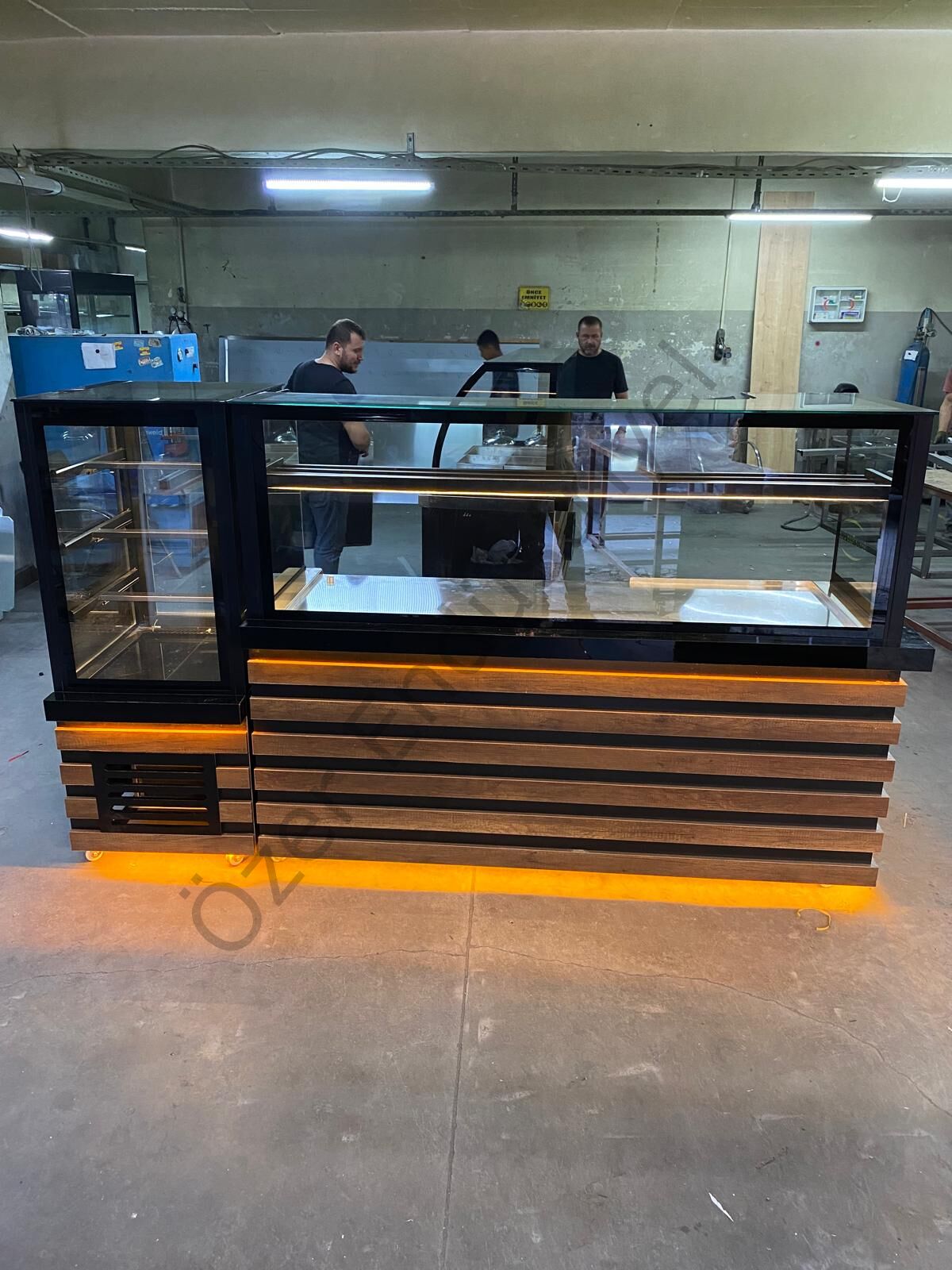 Isıtmalı Börek Tezgahı + Soğutmalı Pasta Tatlı Dolabı | 200 cm Set