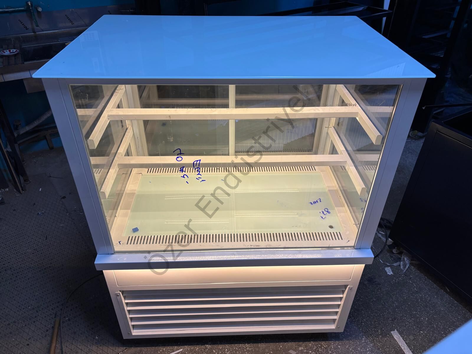 100 Cm Soğutmalı Tatlı Teşhir Dolabı | Sürgü Camlı Ledli