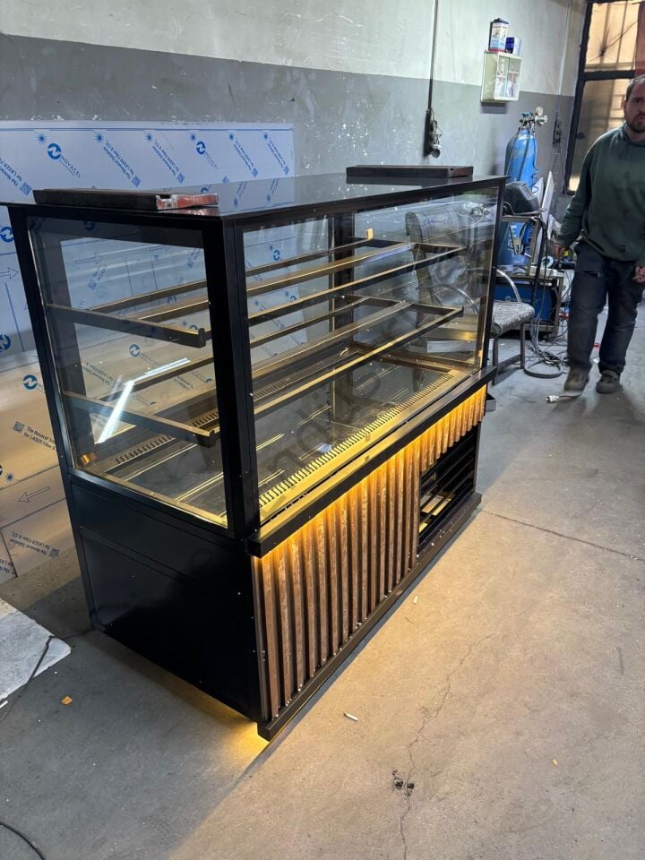 120 cm Soğutmalı Pasta Teşhir Dolabı | Çift Camlı Pasta Vitrini
