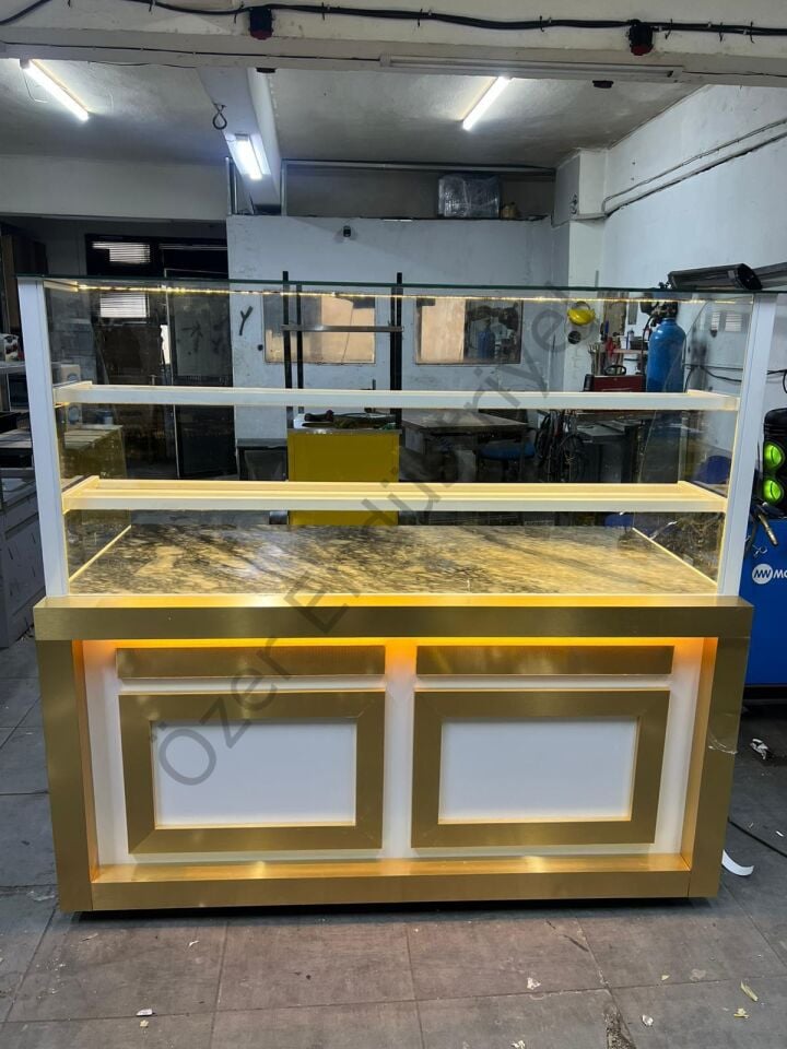Gold Detaylı Isıtmalı Baklava Teşhir Tezgahı