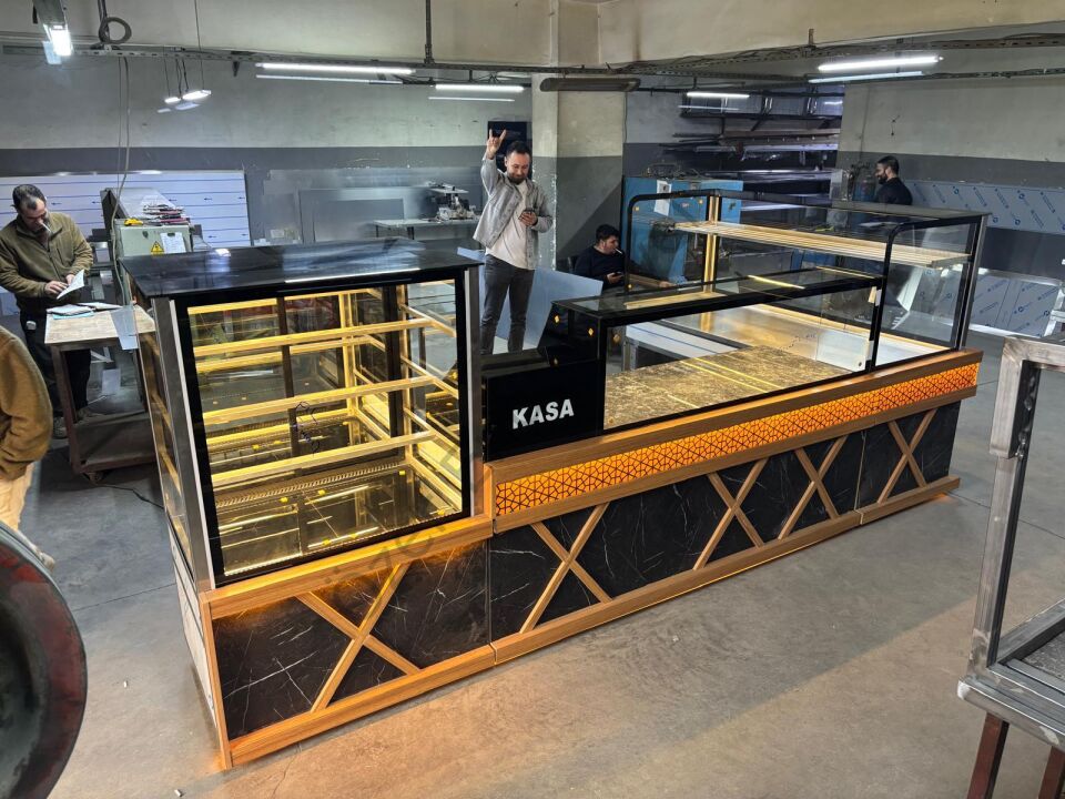 Profesyonel Pastane Reyon Seti – Börek Baklava Pasta Dolabı