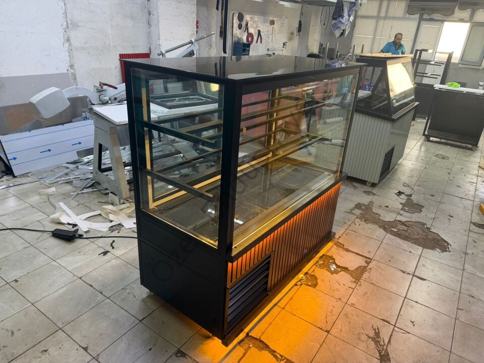 140 Cm Soğutmalı Meze ve Pasta Dolabı | Çift Camlı Teşhir Vitrini