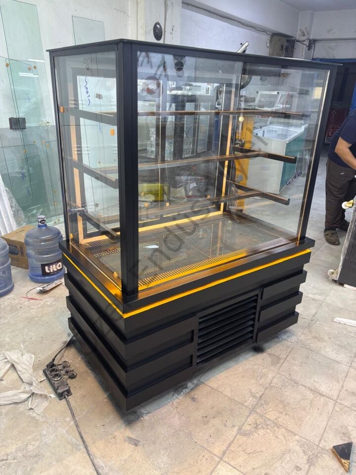 120 cm Soğutmalı Pasta Teşhir Dolabı | 4 Raflı Siyah Pasta Vitrini