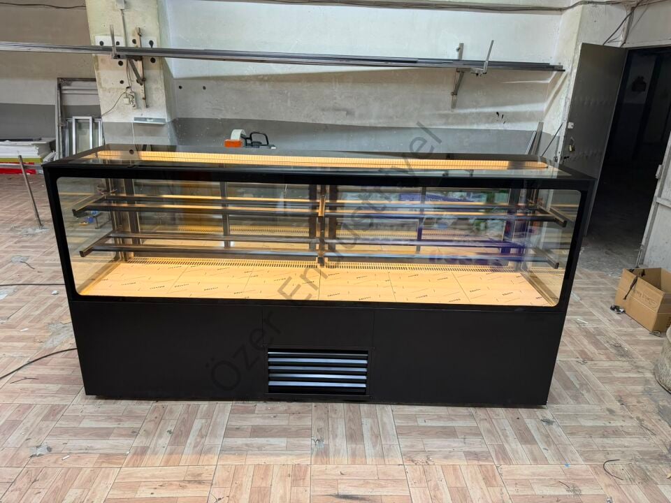 200 cm Soğutmalı Tatlı Teşhir Dolabı