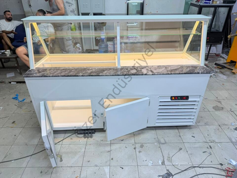 Soğutmalı Kumpir Waffle Dolabı – Özel Üretim