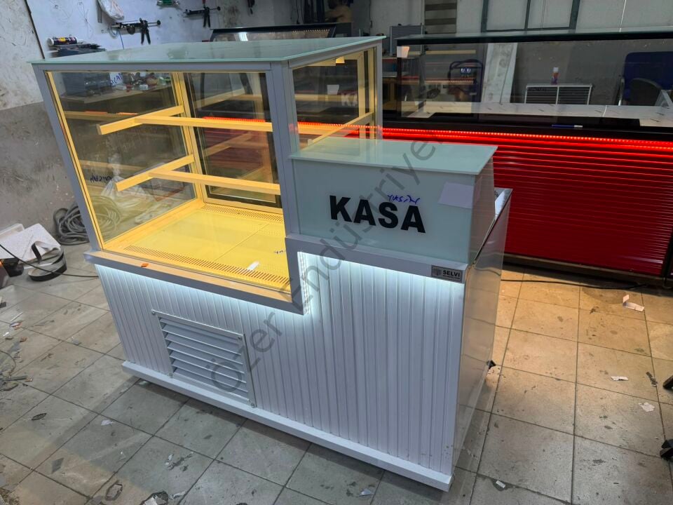 150 cm Kasalı Soğutmalı Pasta Teşhir Dolabı