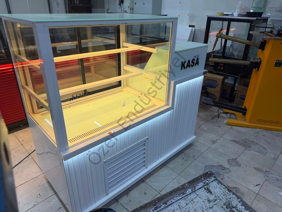 150 cm Kasalı Soğutmalı Pasta Teşhir Dolabı