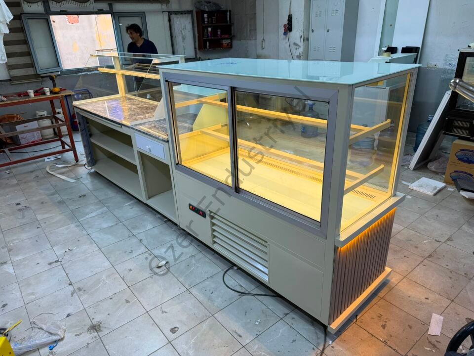 Isıtmalı Baklava Tezgahı + Soğutmalı Pasta Dolabı Seti