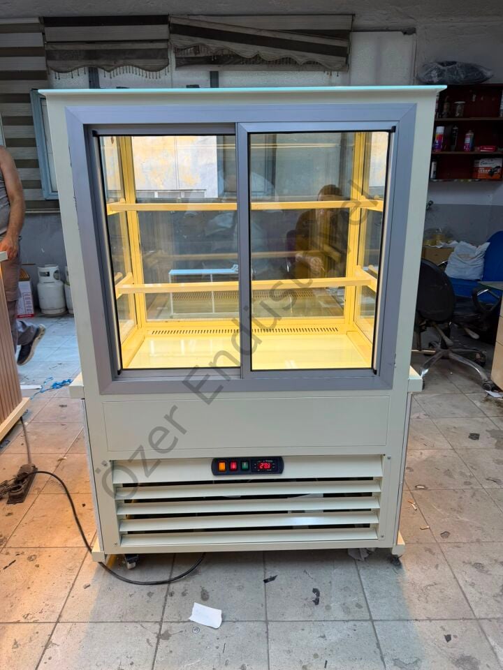 Soğutmalı Pasta Tatlı Teşhir Dolabı 100 cm