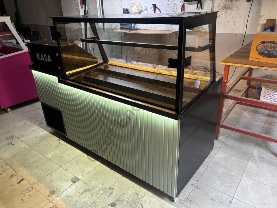 200 Cm Kare Camlı Waffle Vitrini | Su Yeşili Dekor