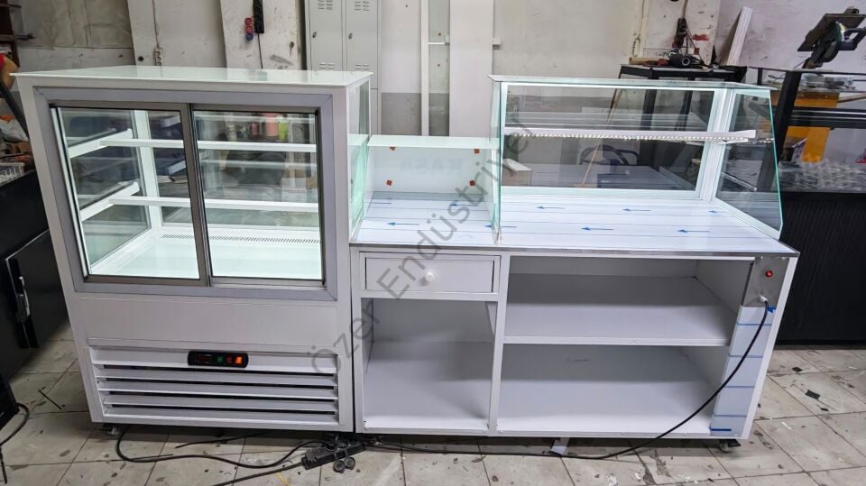 Sulu Sistemli Börek Tezgahı ve Tatlı Dolabı