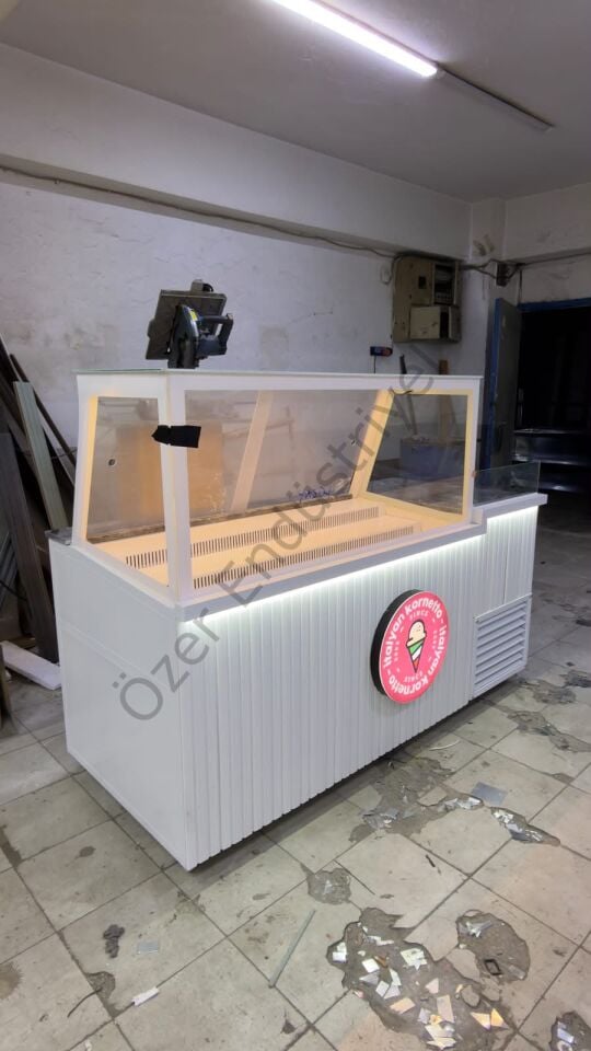 200 Cm Depolu Soğutmalı Waffle Dolabı