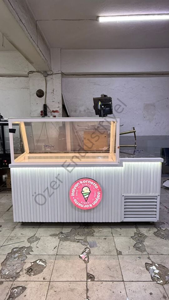 200 Cm Depolu Soğutmalı Waffle Dolabı