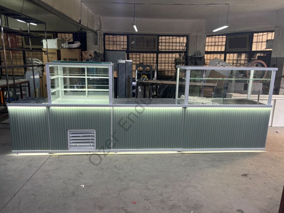 Pilav ve Çorba Tezgahı – Pasta Dolaplı 400 Cm Set